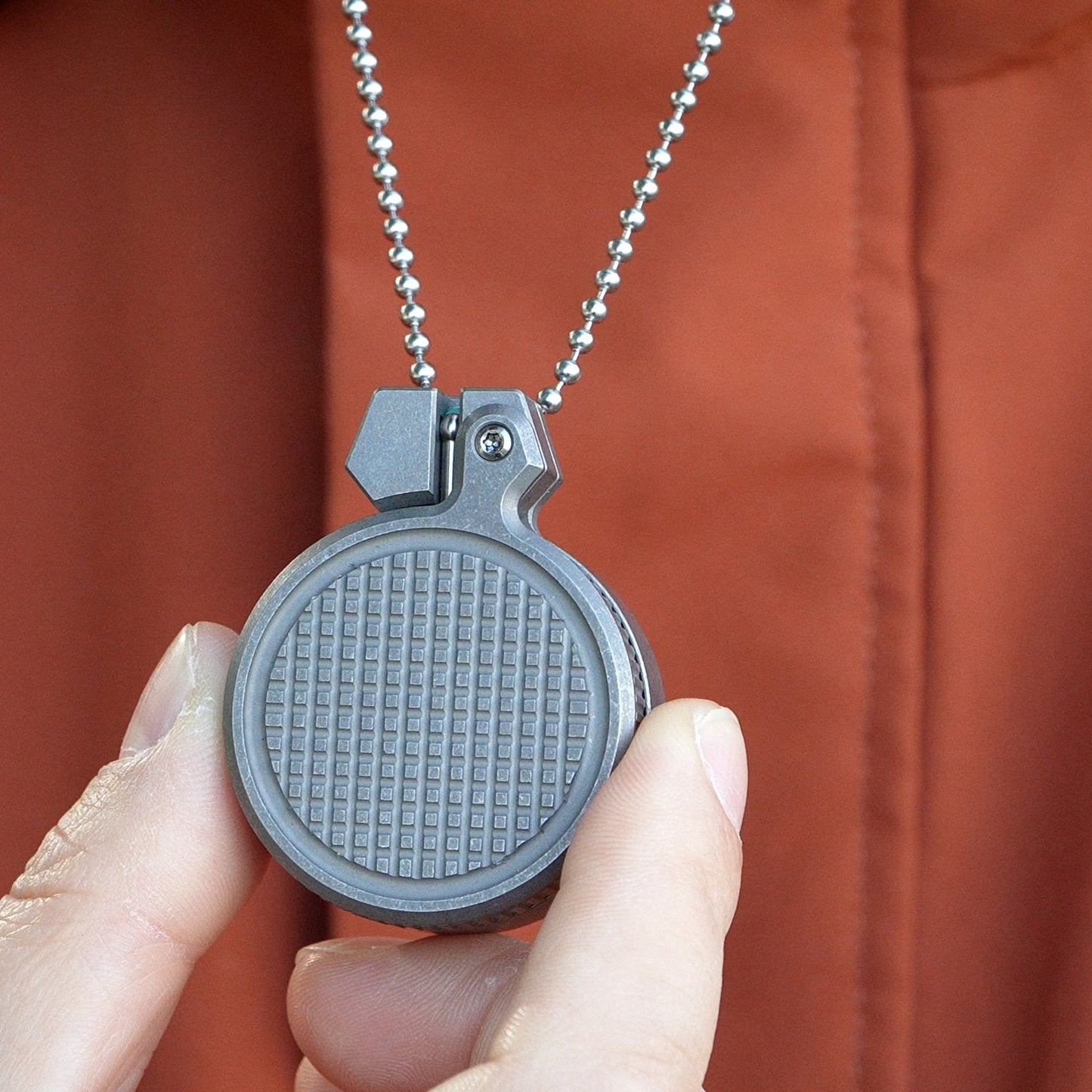 Loki-Nav:  Titanium | Replaceable Compass, Rotatable Loupe & 3-in-1 Cap